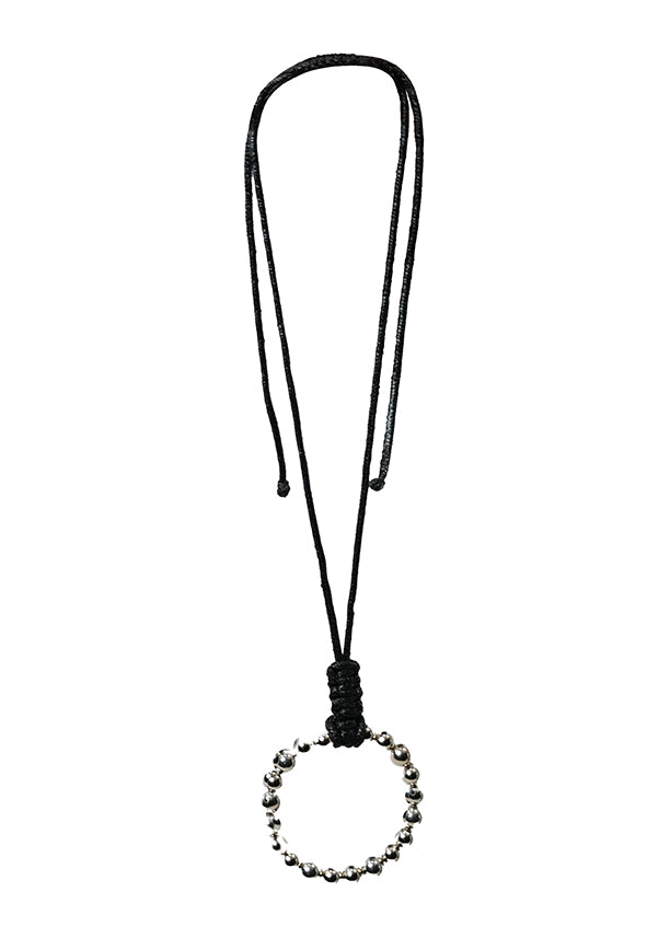 Extravagant Necklace With Round Accent