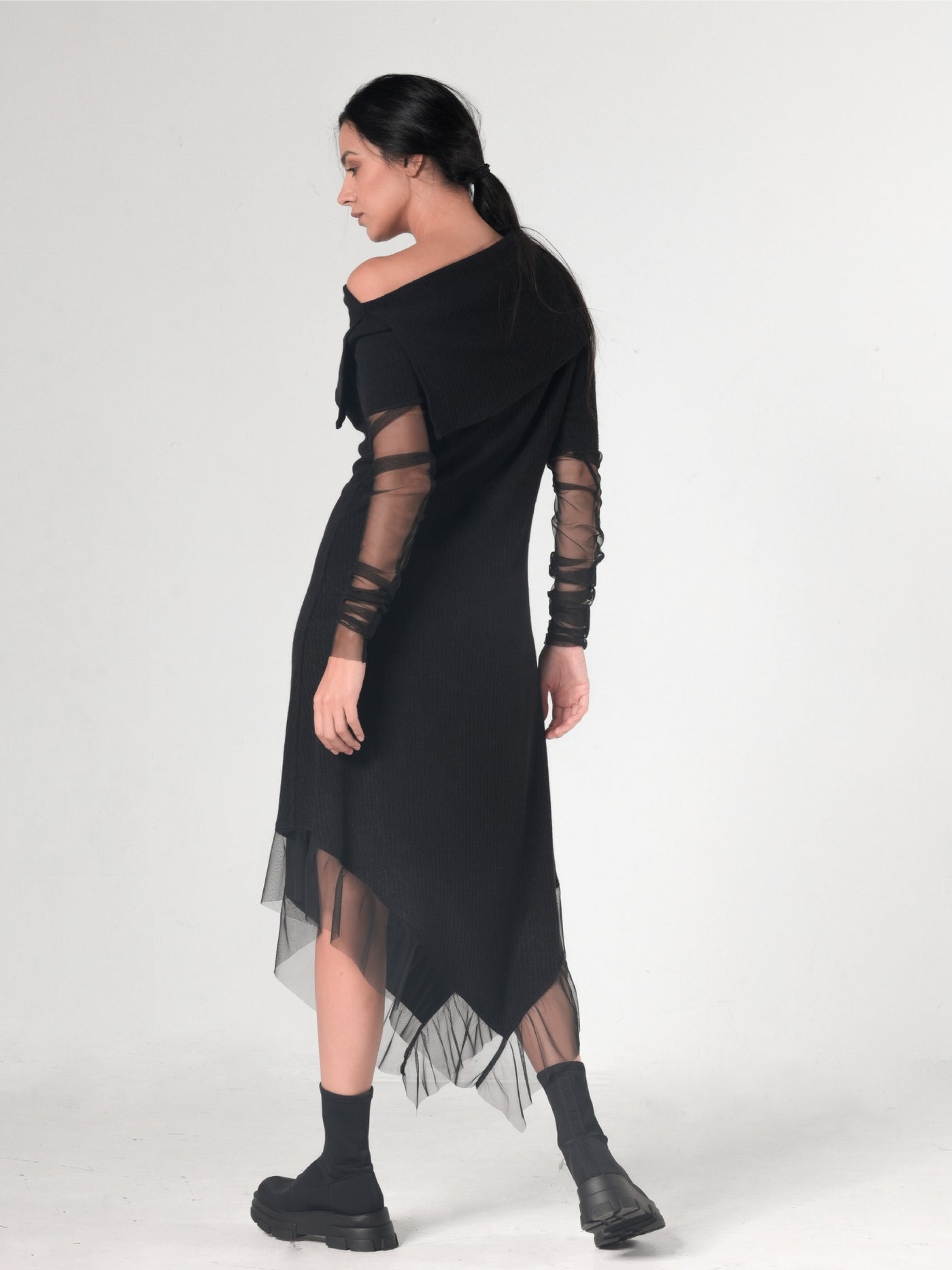 Knitted Black Dress With Tulle Sleeves