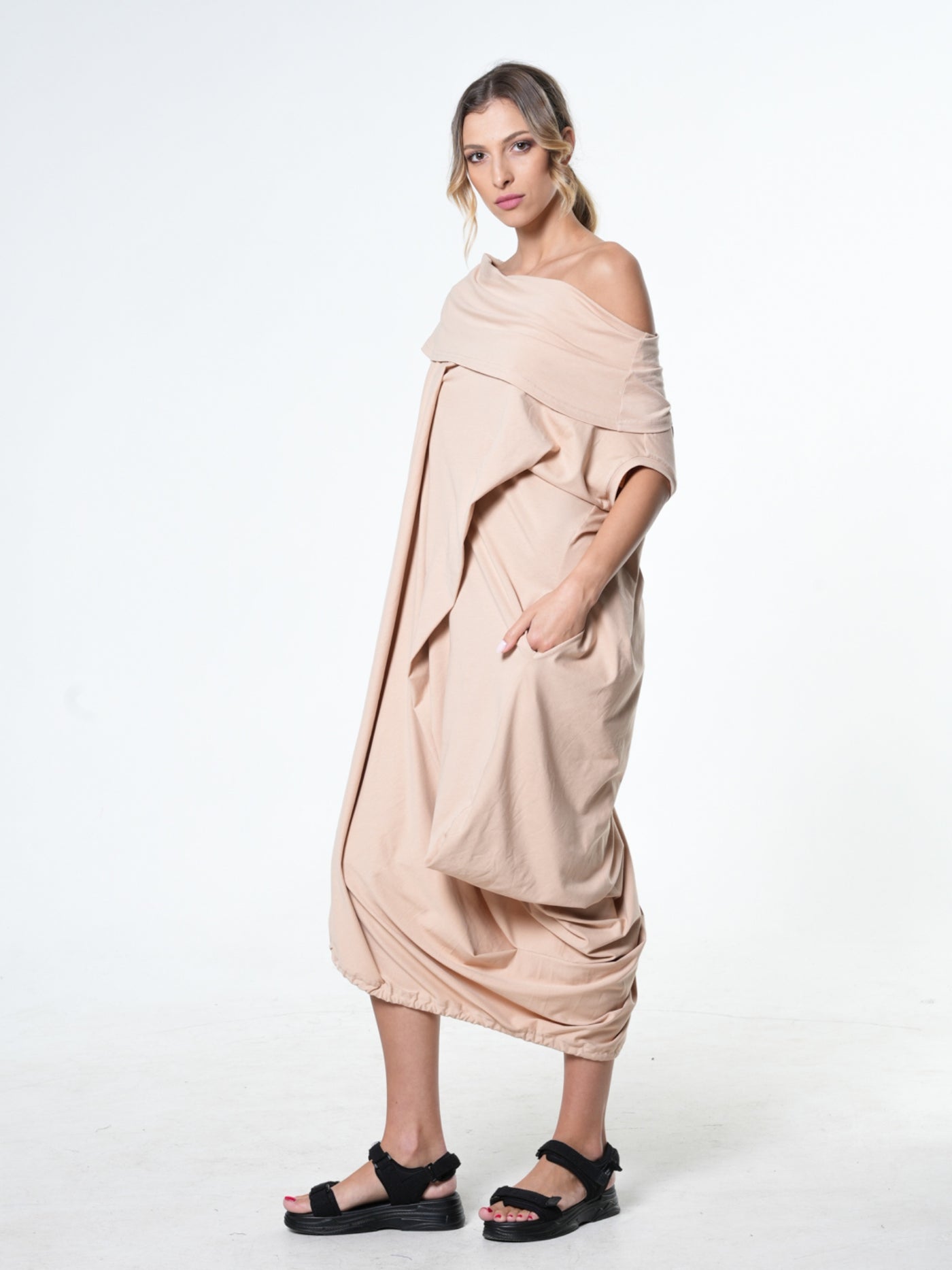 Oversize Cotton Kaftan Dress In Beige