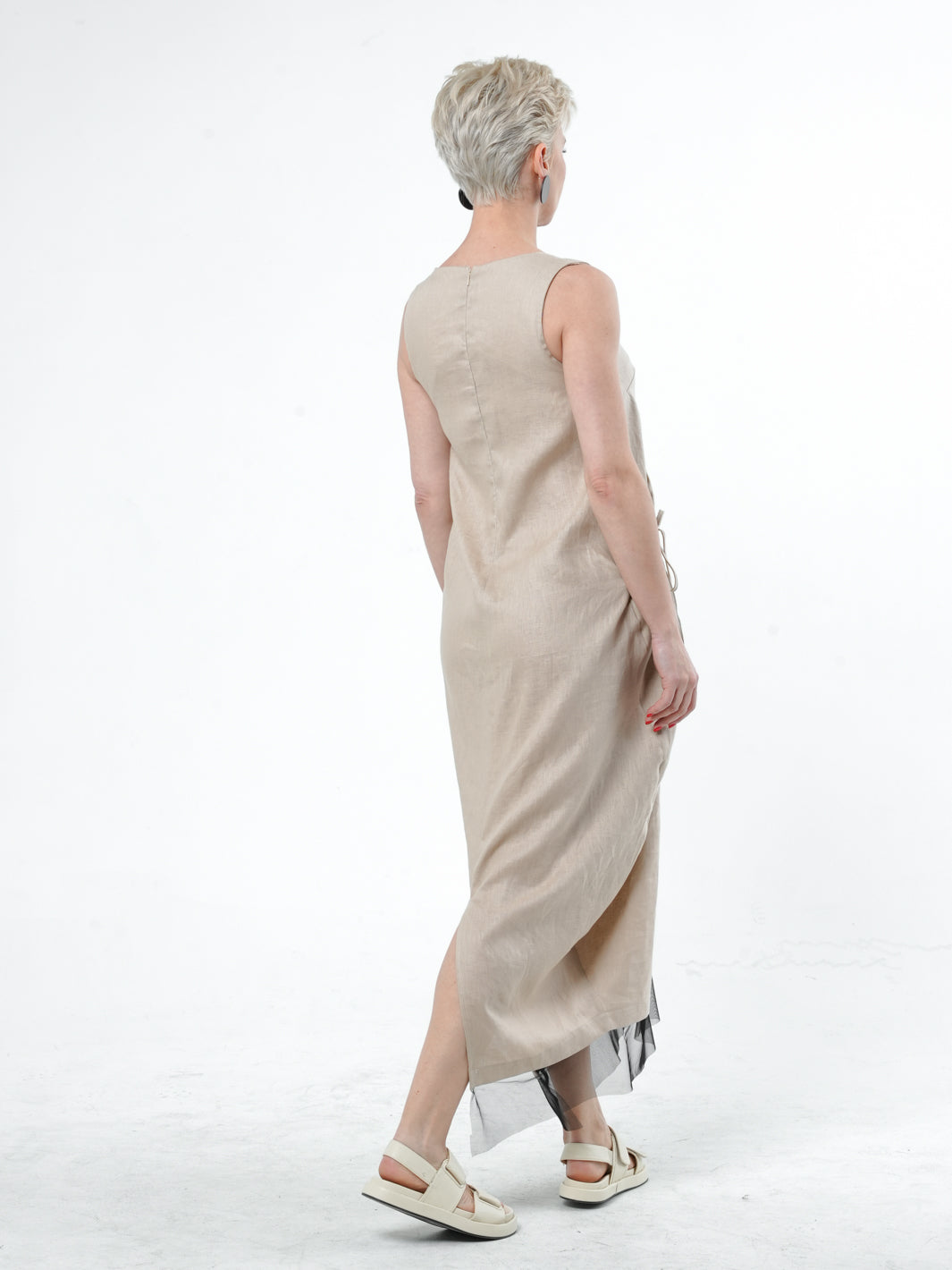 Long Linen Dress With Oversized Pockets In Beige