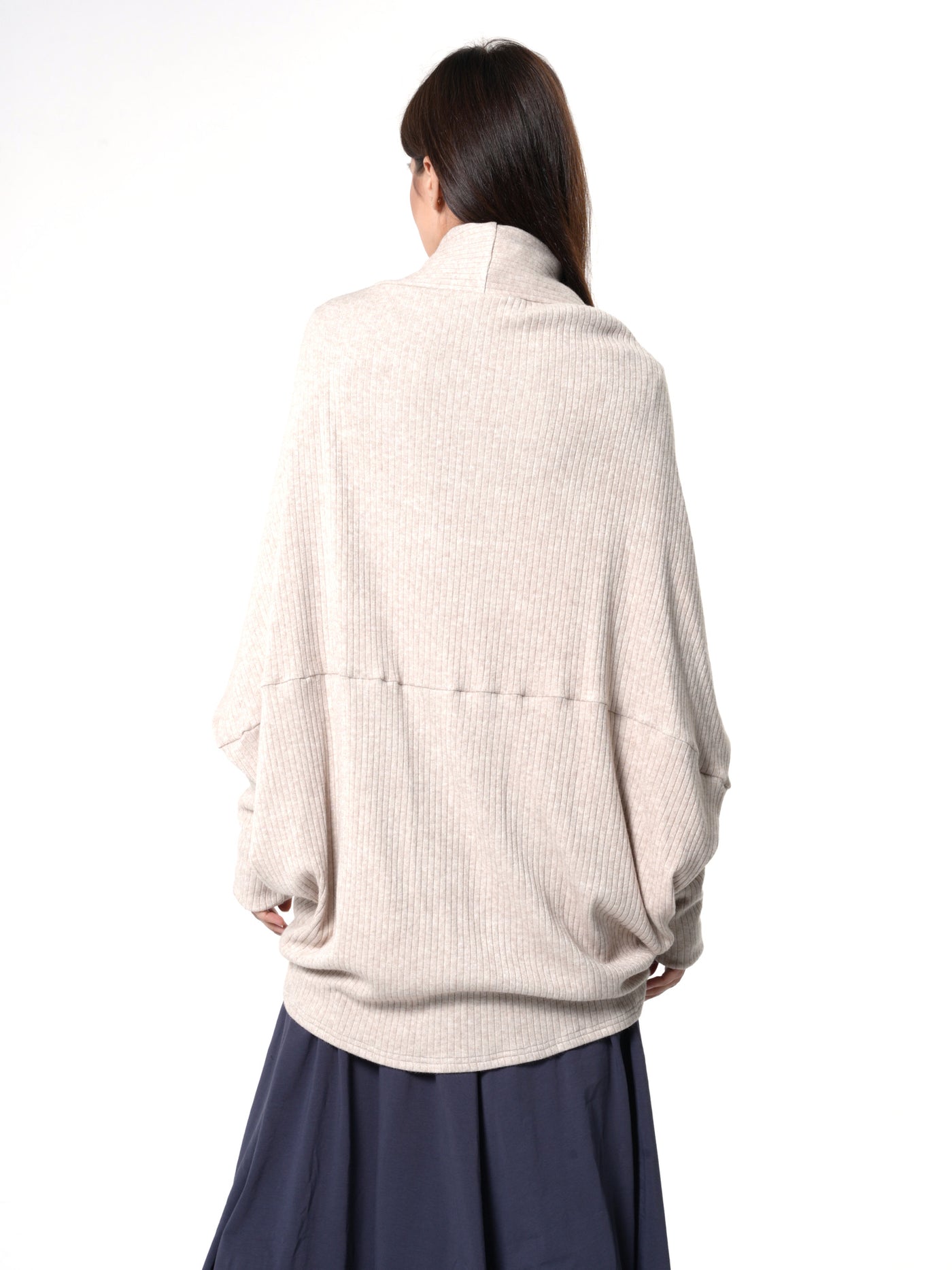 Extravagant Cardigan With Front Zipper In Beige