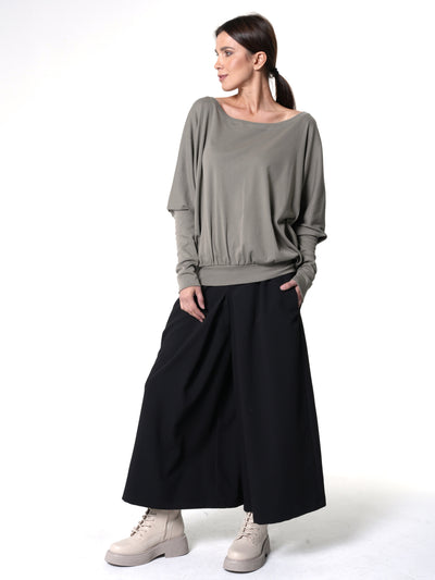 Oversize Top With Fitted Sleeves