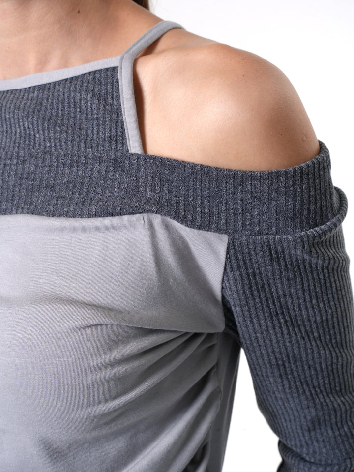 Open Shoulders Long Sleeve Top in Gray – Metamorphoza