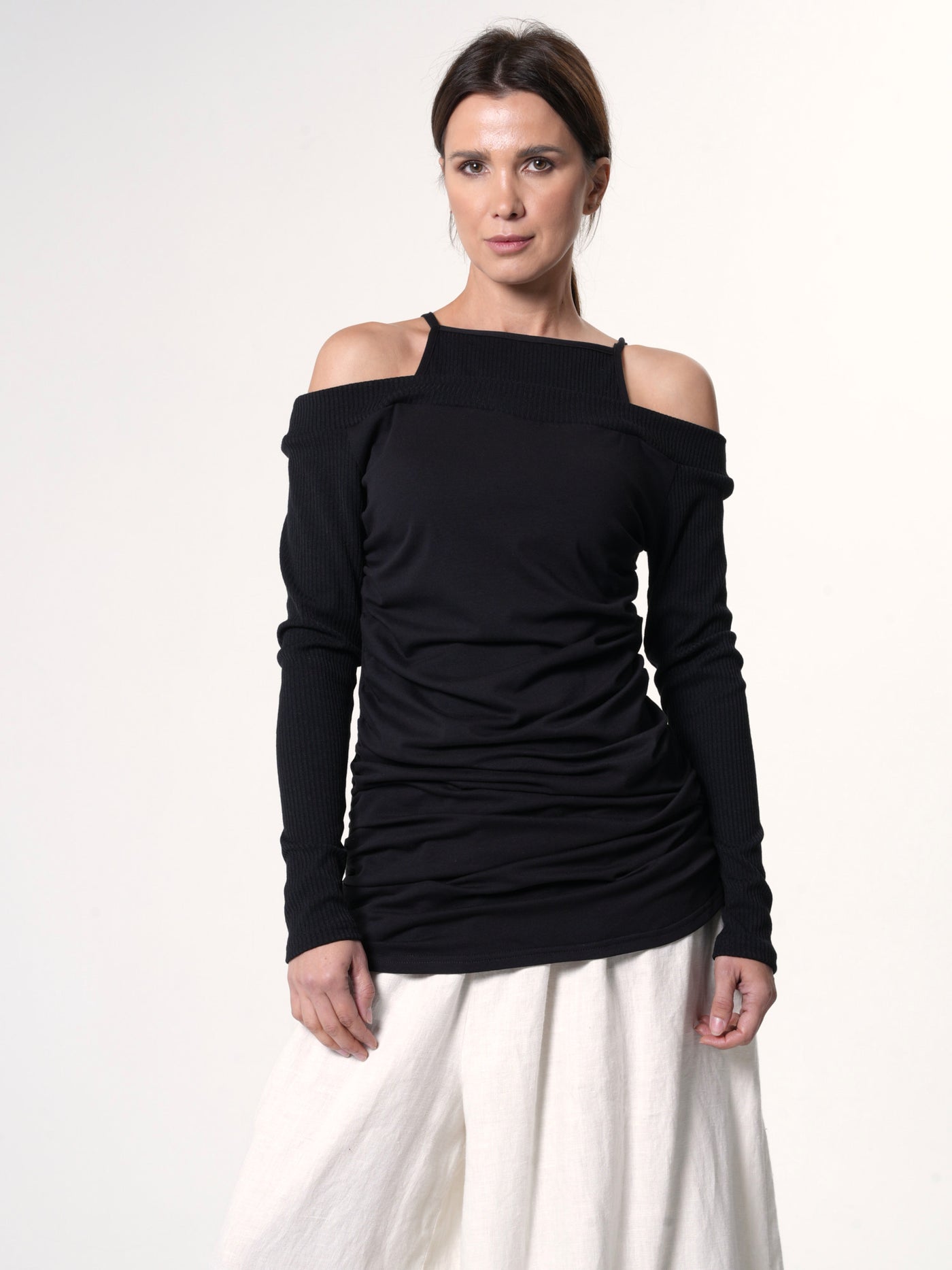 Open Shoulders Long Sleeve Top in Black