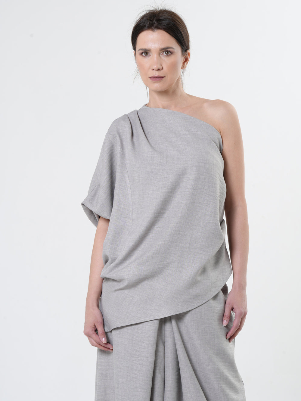 Asymmetric Open Shoulder Top In Gray
