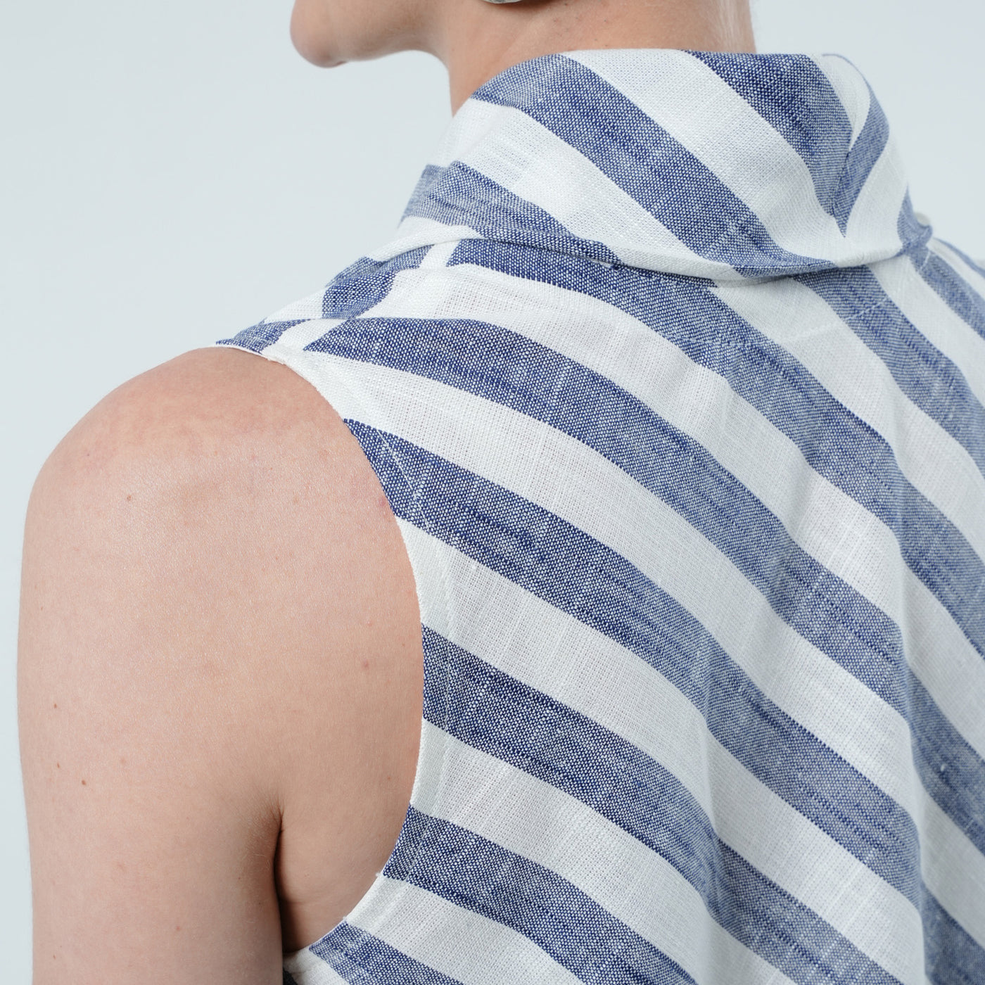 Sleeveless Top In White And Blue Stripes