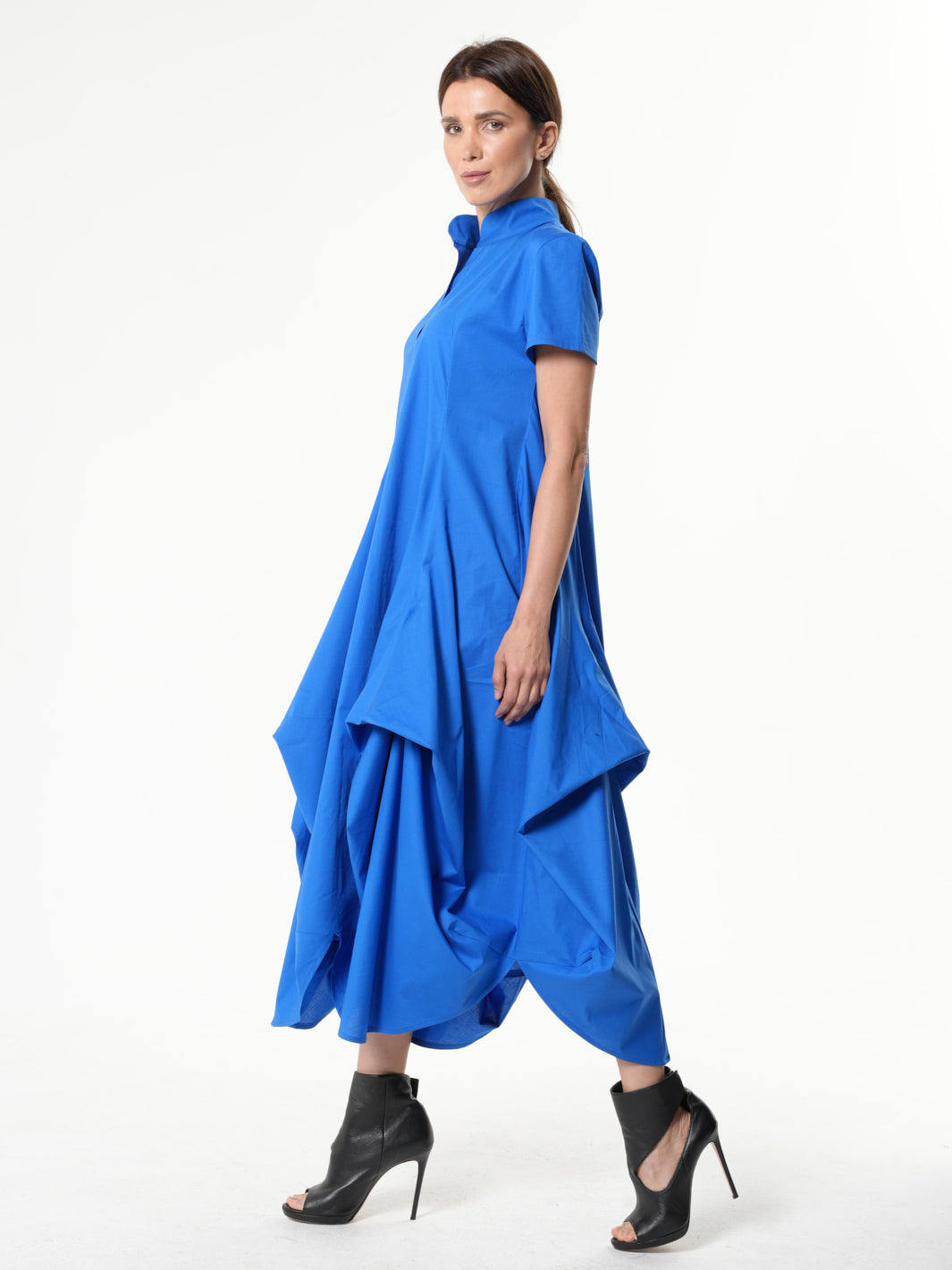 Asymmetric Collared Dress With Short Sleeves