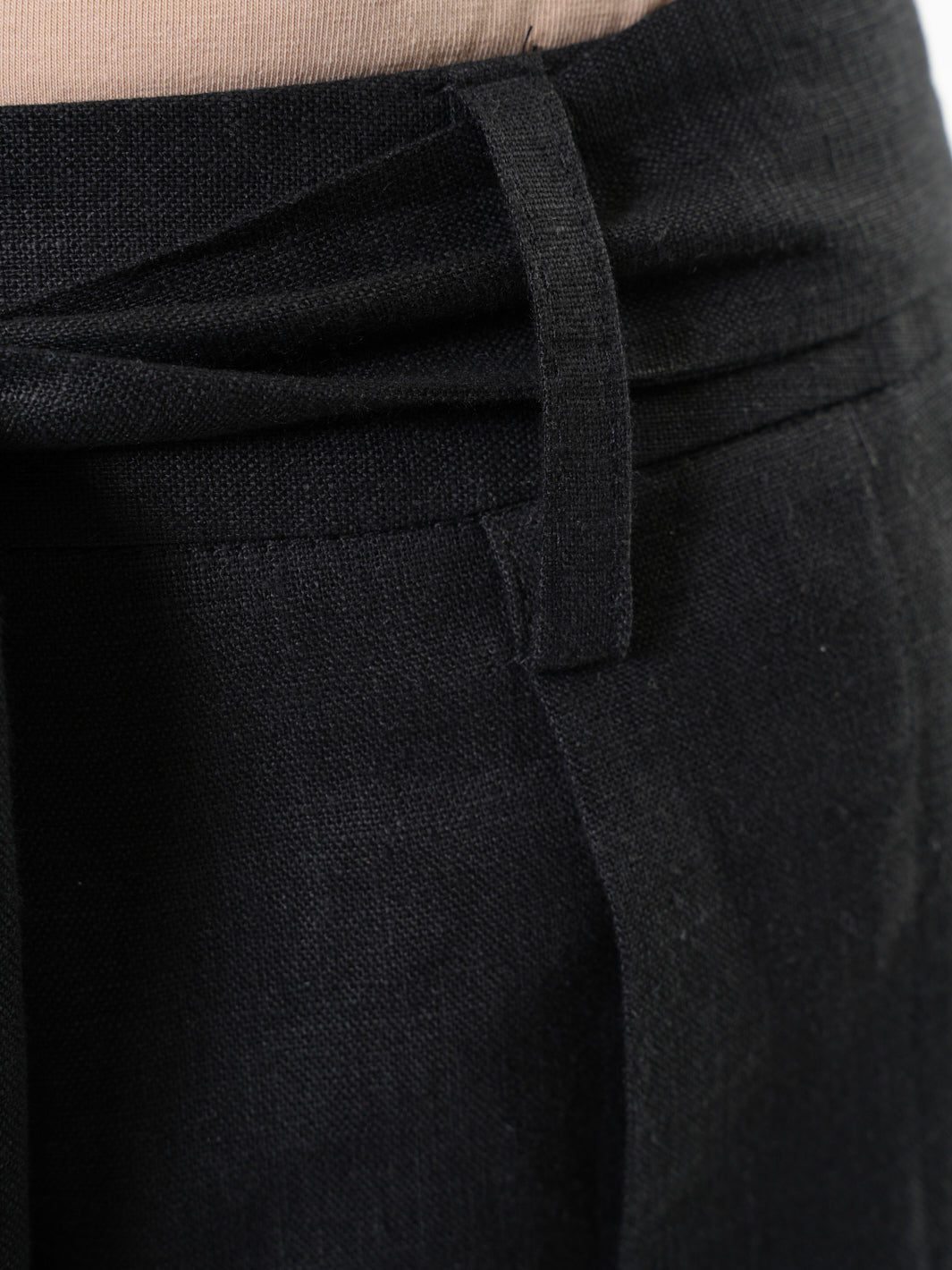 Linen Drop-Crotch Pants In Black