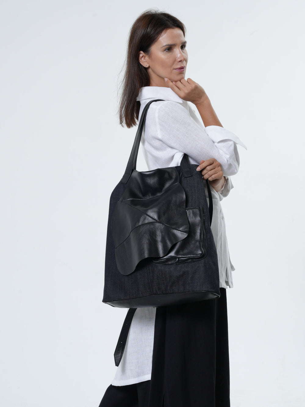 Crossbody-Tasche aus Denim und Leder
