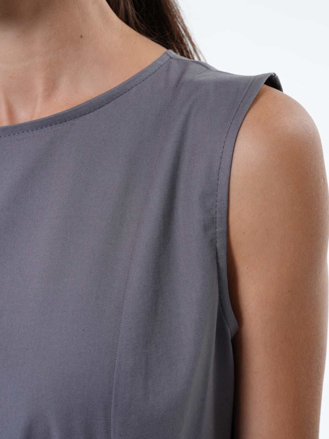 Sleeveless Gray Dress With Drappings