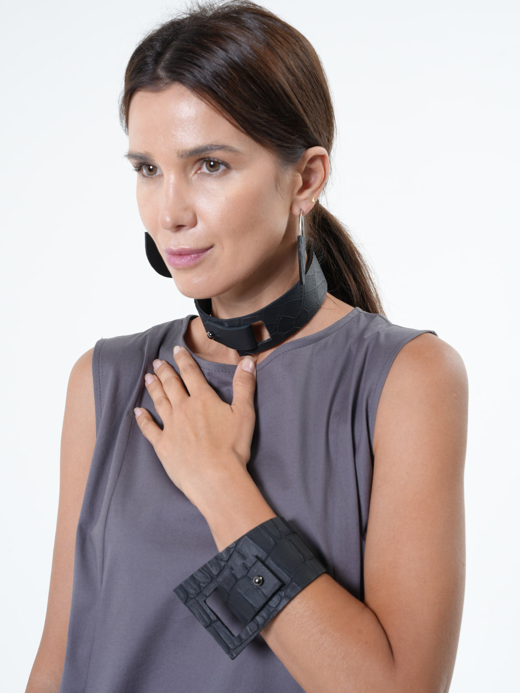 Structured Genuine Leather Choker