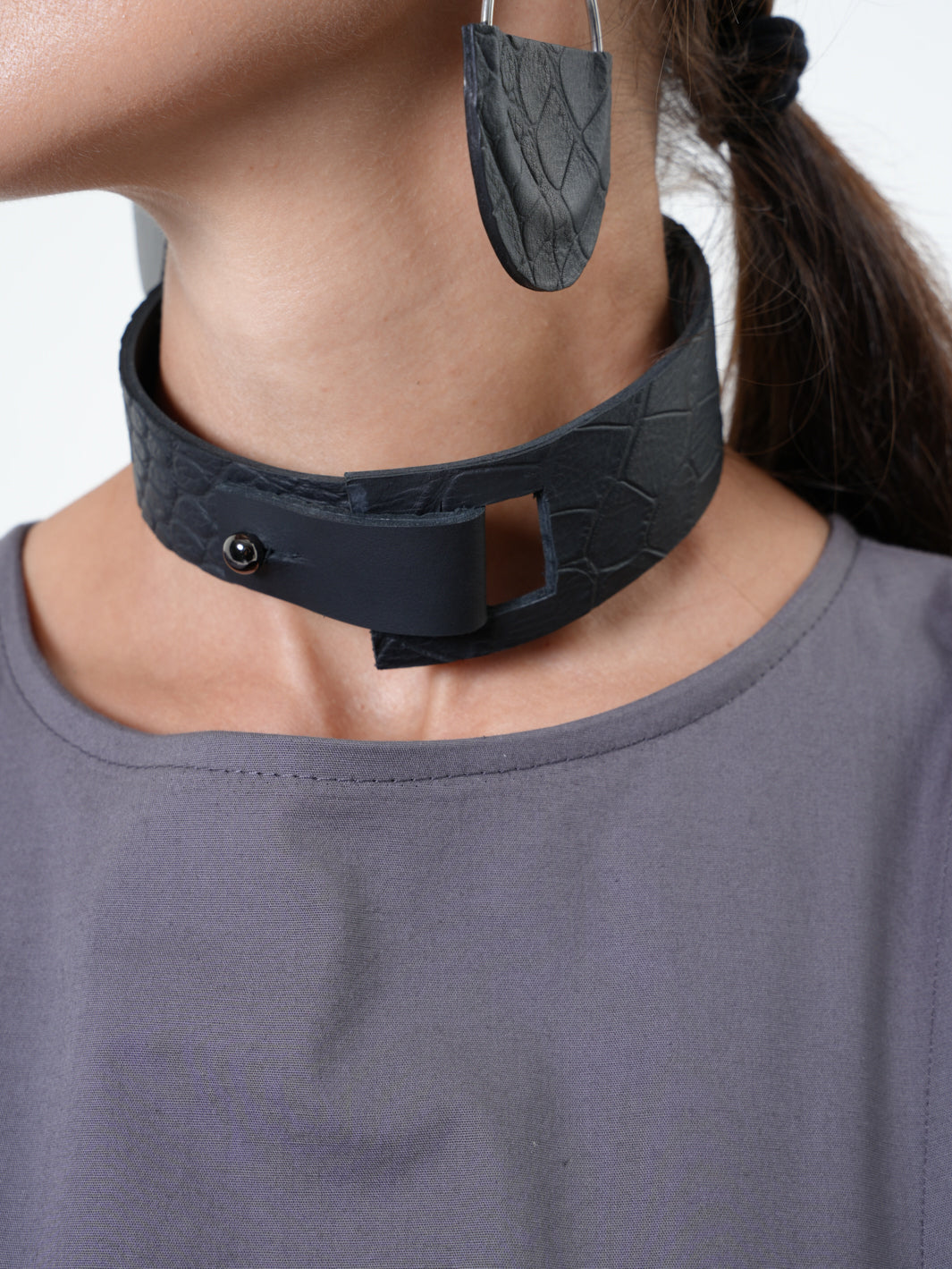 Structured Genuine Leather Choker