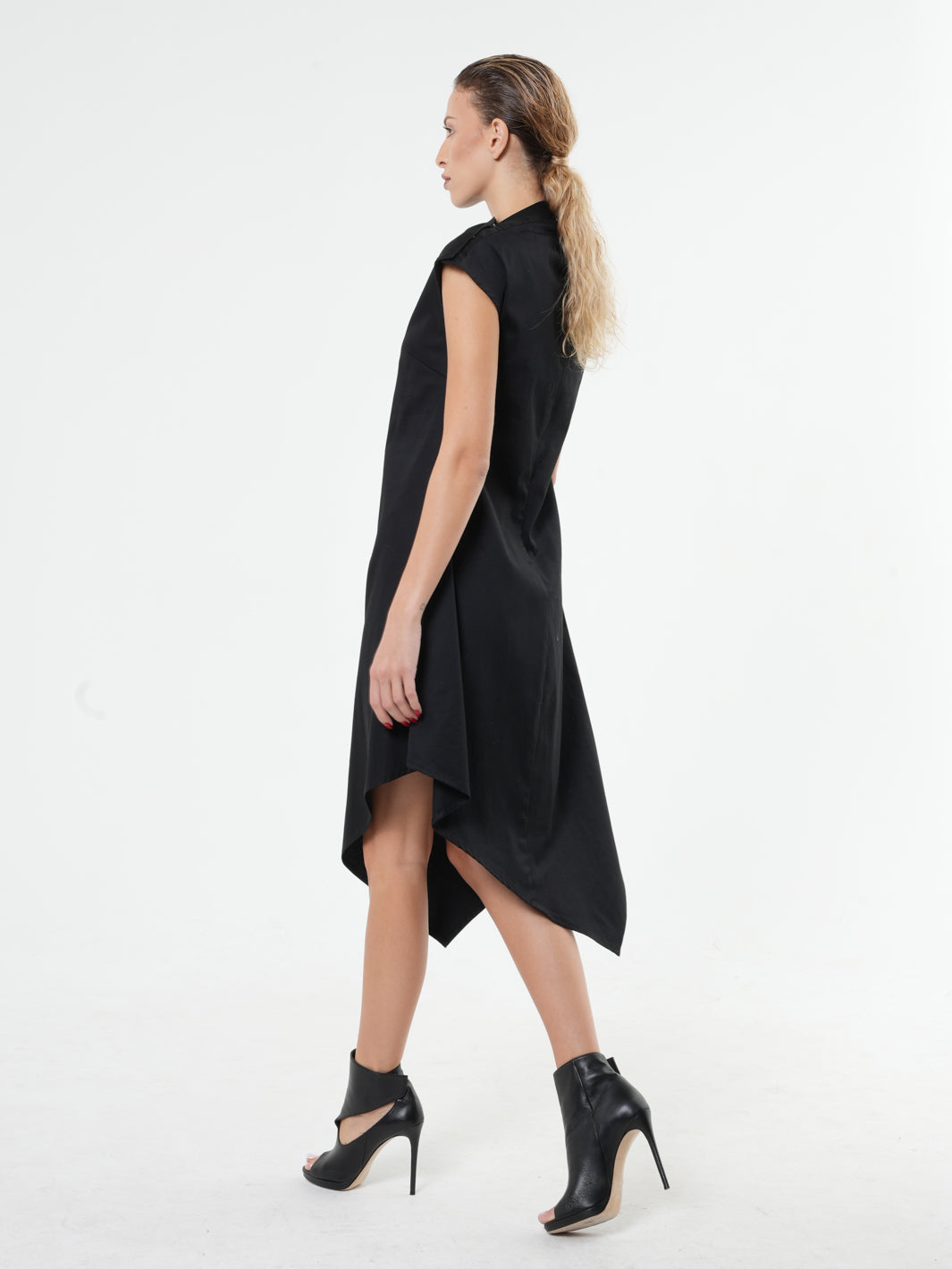 Elegant Satin Cotton Black Dress – Metamorphoza