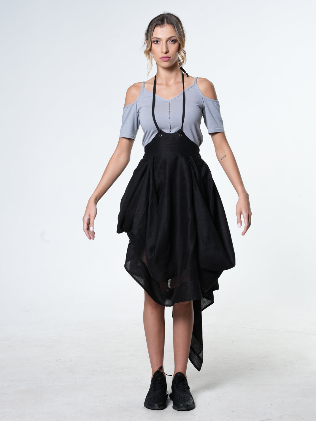 Avant Garde Linen Skirt With Ties In Black