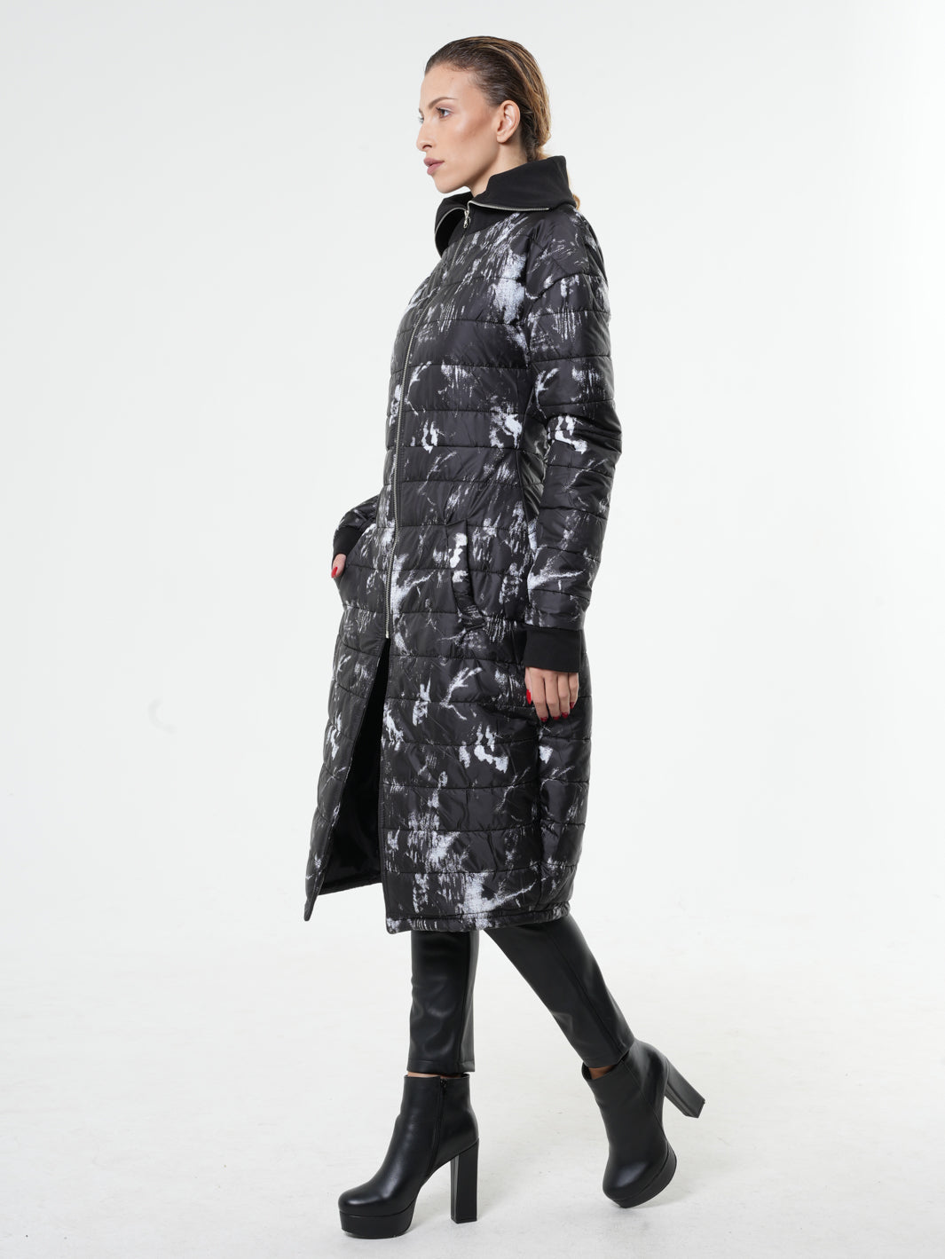 Женское длинное пуховое пальто