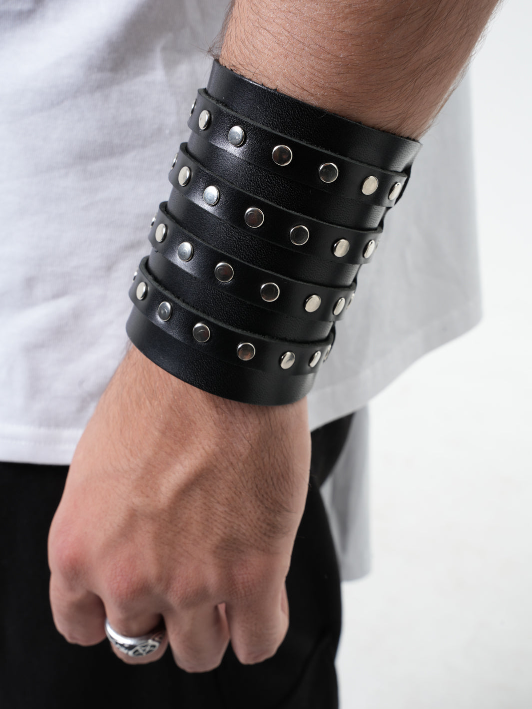 Wide Leather Studded Bracelet – Metamorphoza