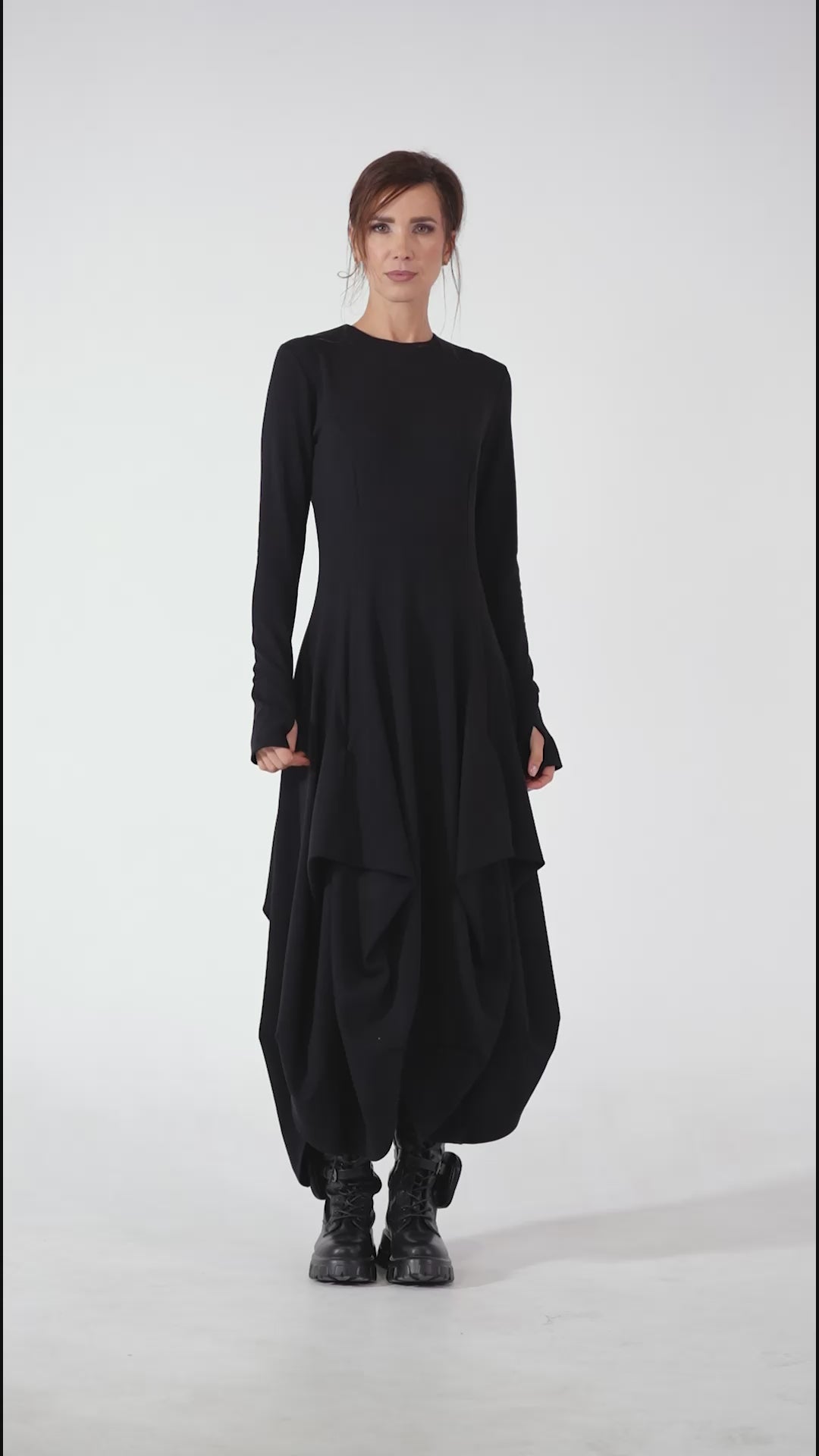 Maxi Draped Dress With Thumbhole Sleeves In Black