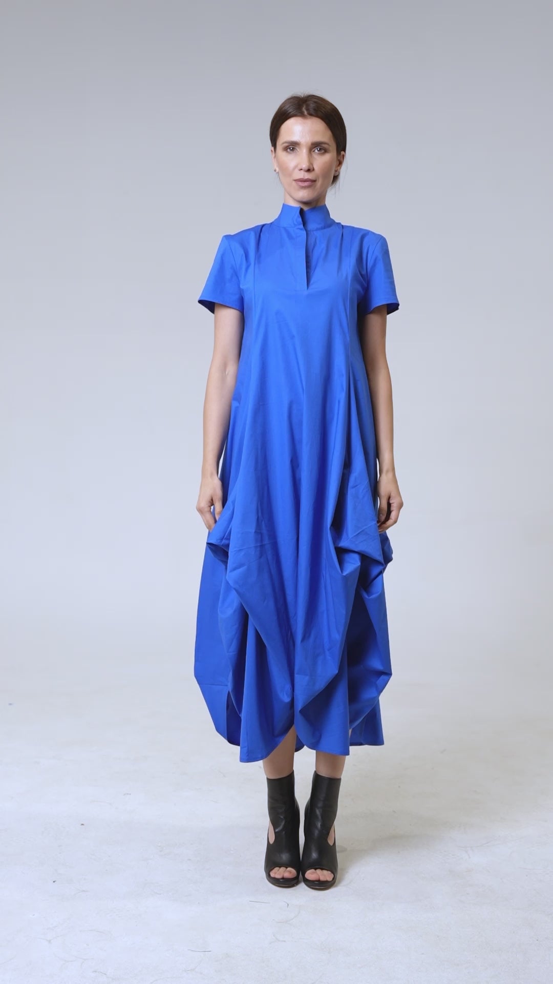 Asymmetric Collared Dress With Short Sleeves