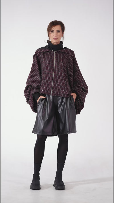 Vegan Leather Bermuda Shorts In Black