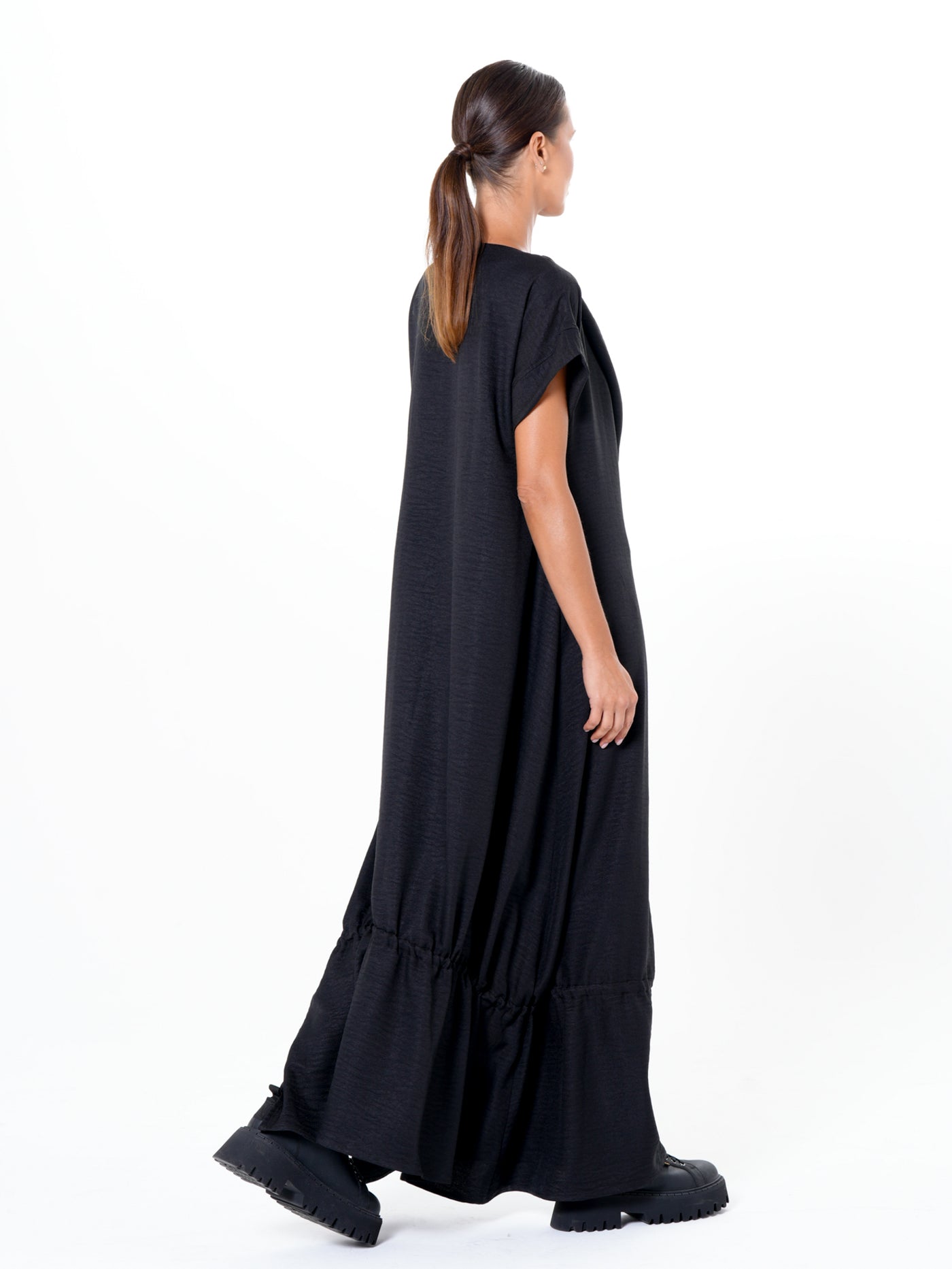 Short Sleeve Maxi Dress In Black