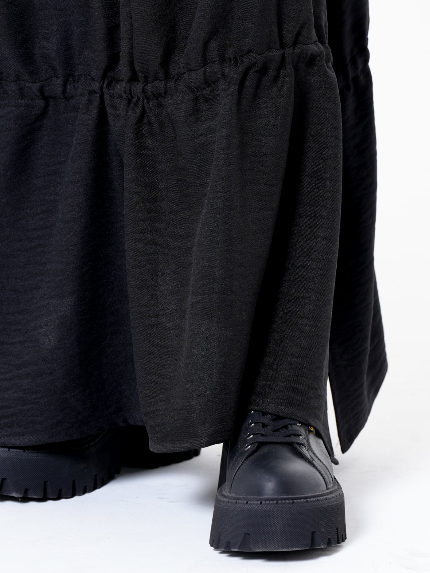 Short Sleeve Maxi Dress In Black