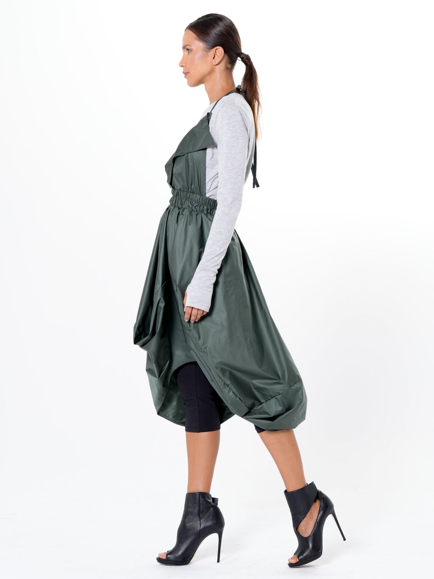 Draped Balloon Pinafore Dress In Green