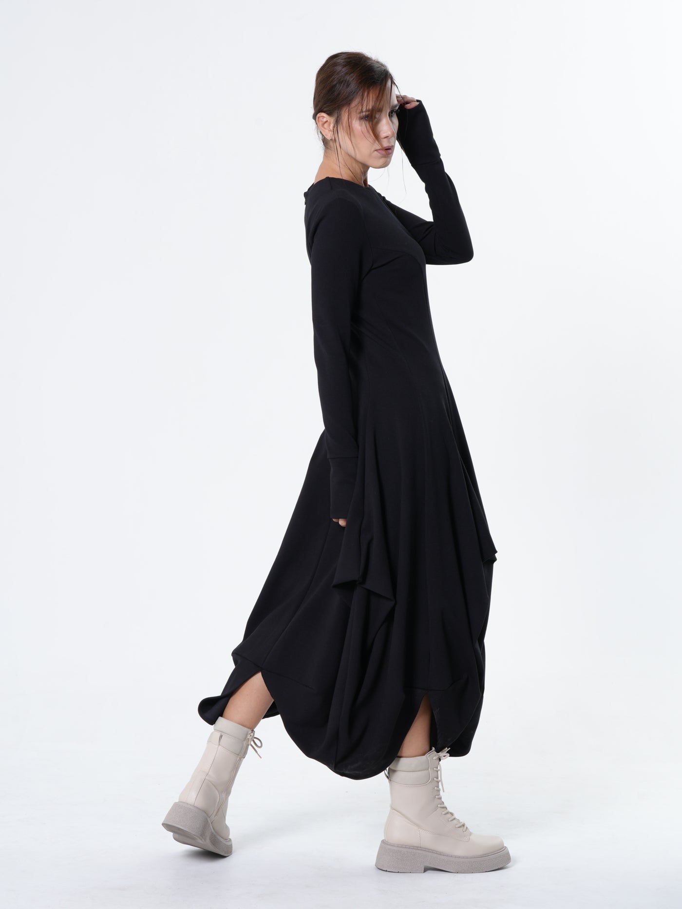 Maxi Draped Dress With Thumbhole Sleeves In Black