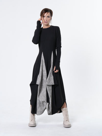 Two-Toned Maxi Dress With Thumbhole Sleeves