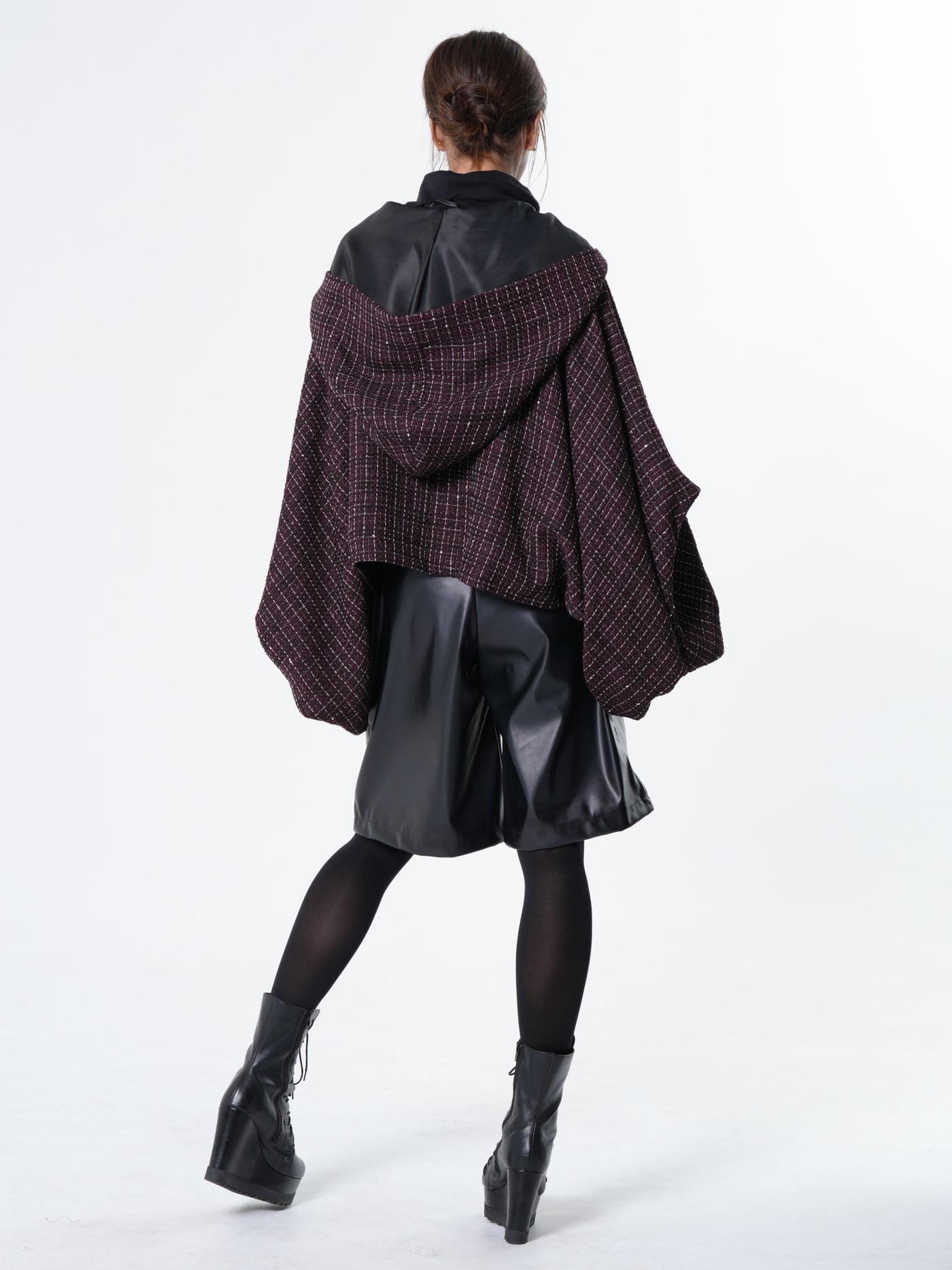 Vegan Leather Bermuda Shorts In Black