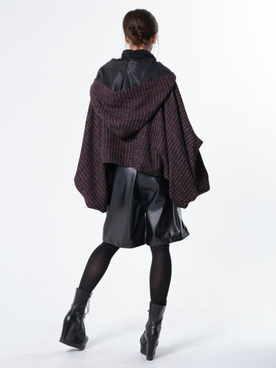 Vegan Leather Bermuda Shorts In Black