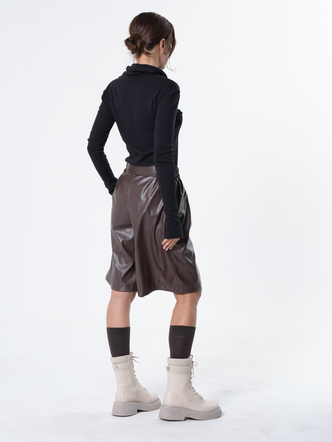 Vegan Leather Bermuda Shorts In Brown