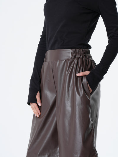 Vegan Leather Bermuda Shorts In Brown