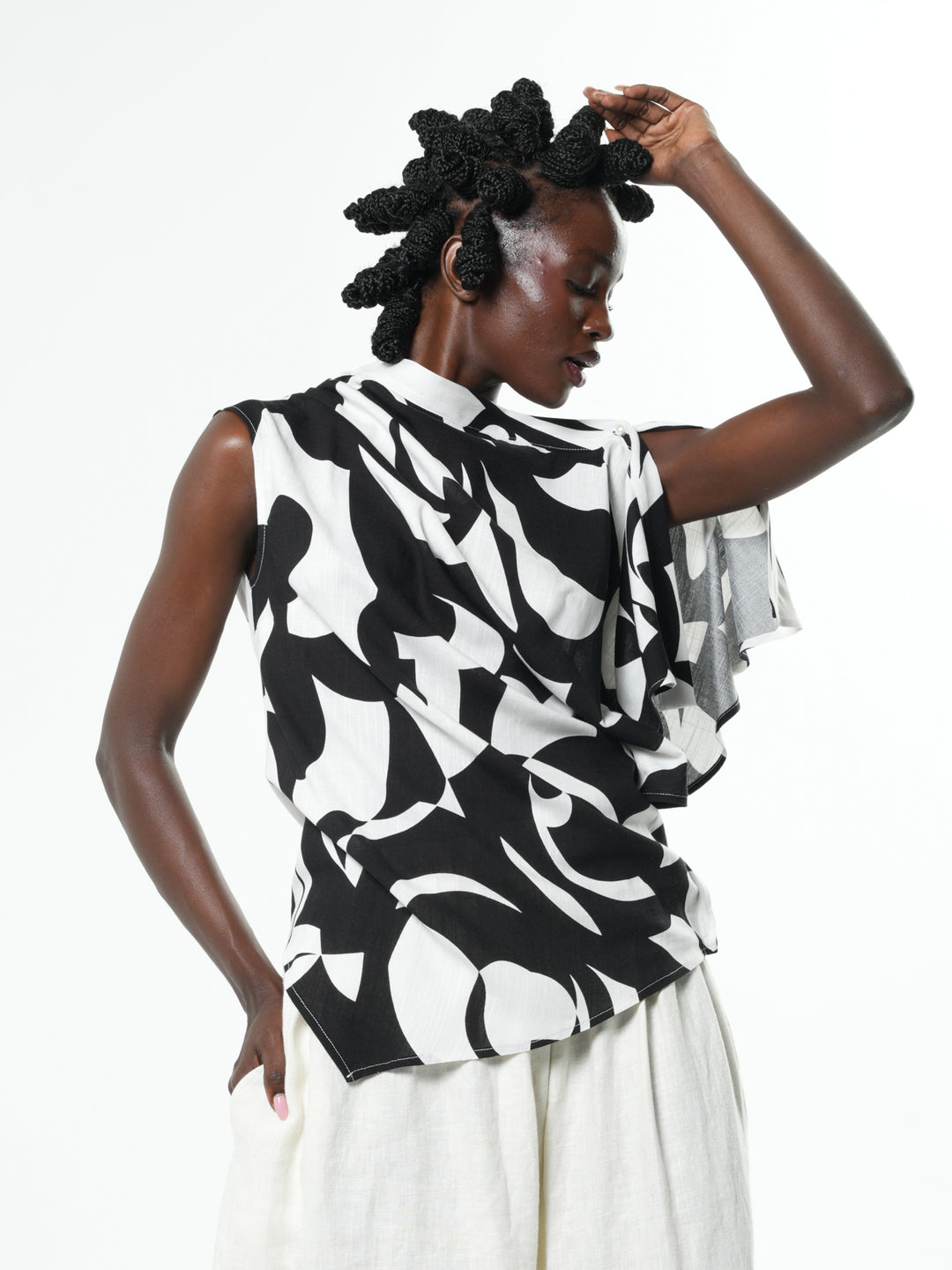 Asymmetric Draped Top With Print In Black – Metamorphoza