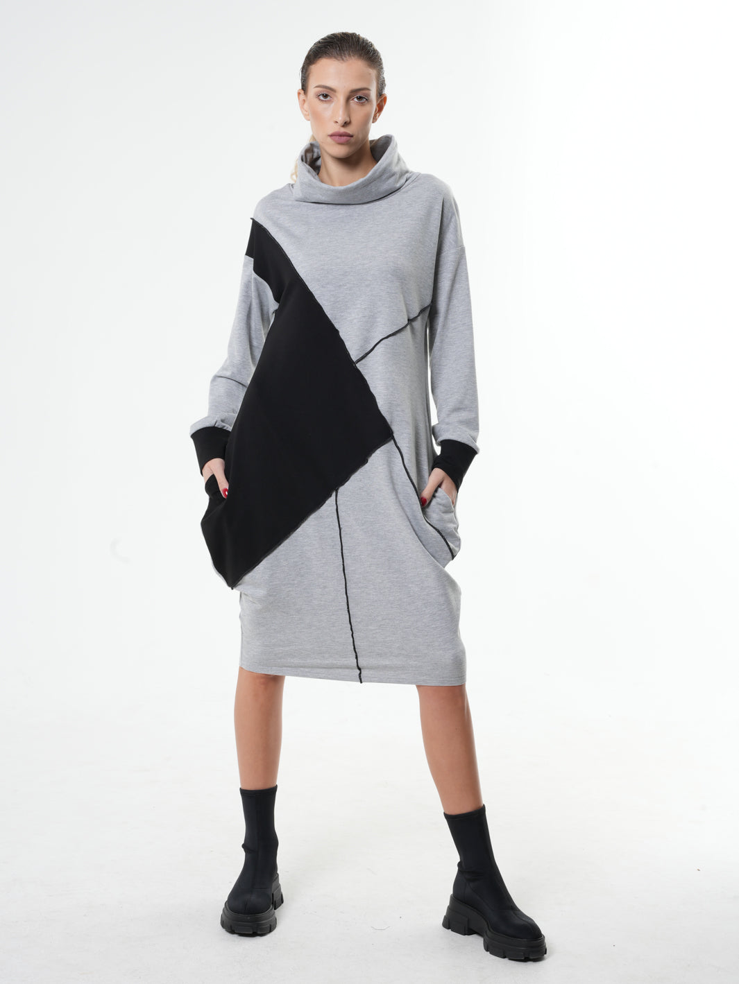 Long Sleeve Cotton Dress With Turtleneck In Gray