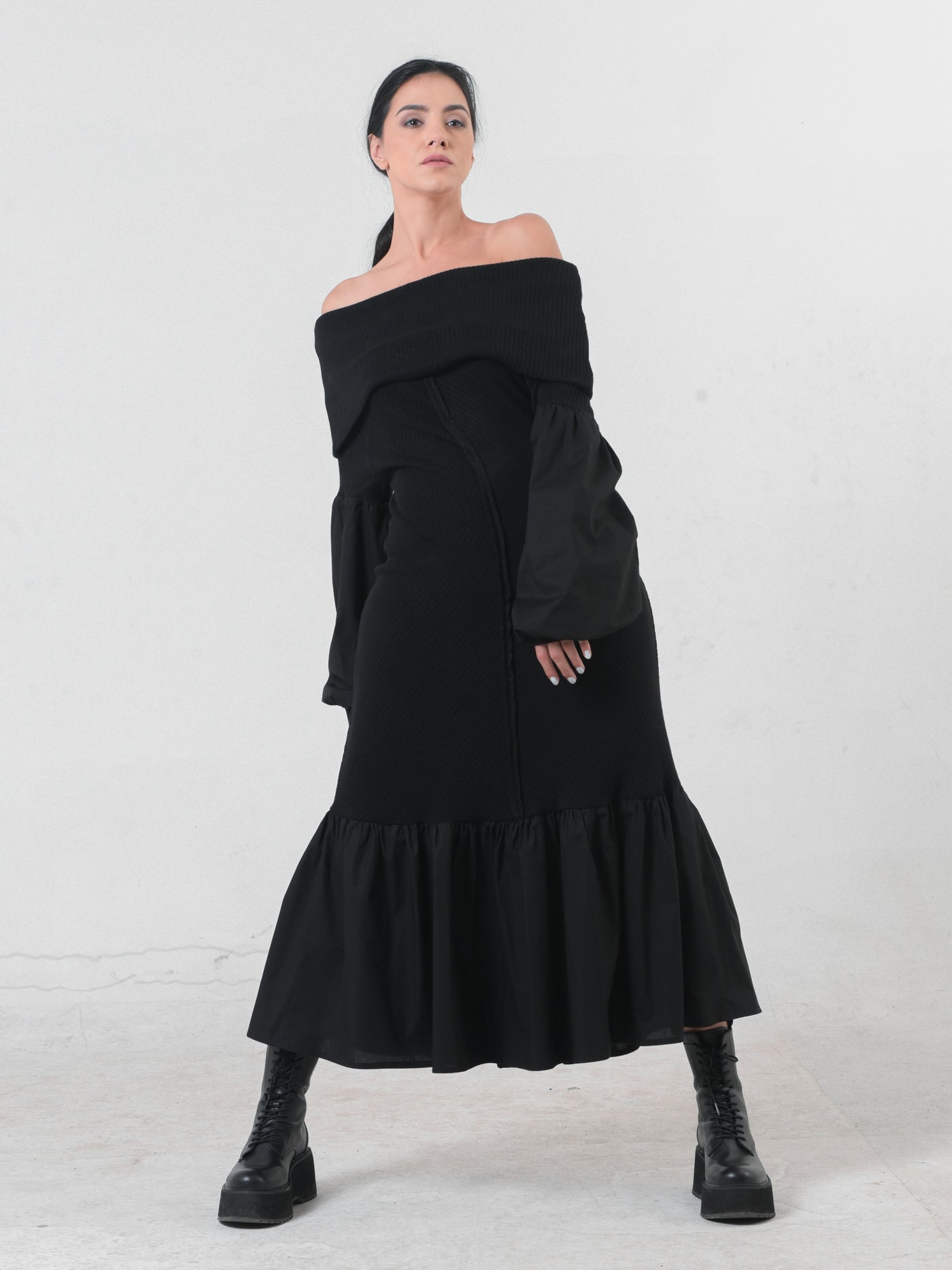 Knitted Off-The-Shoulder Dress In Black