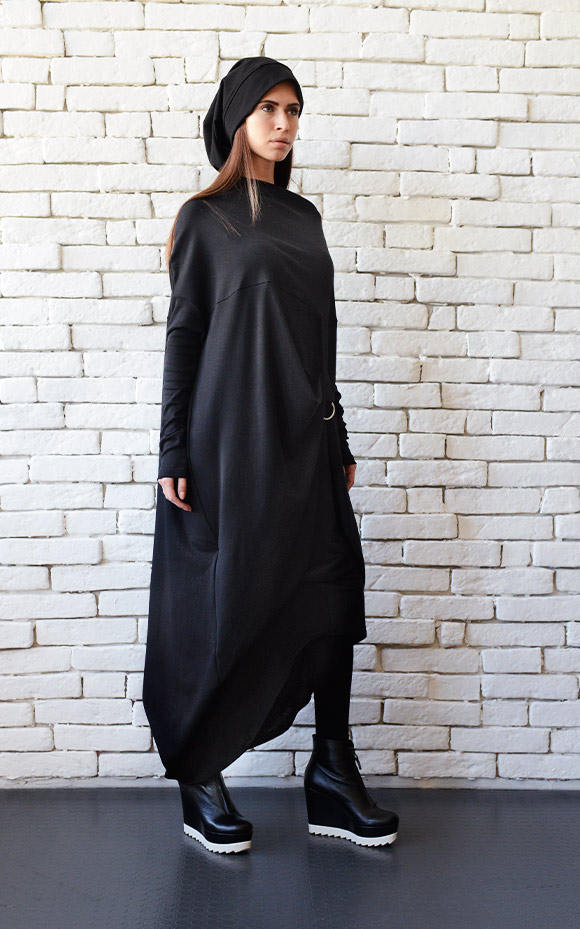 Long Sleeve Maxi Dress With Avant Garde Accent – Metamorphoza