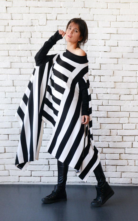 Black and White Stripe Asymmetric Tunic