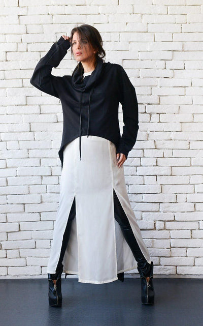 Oversize long black tunic
