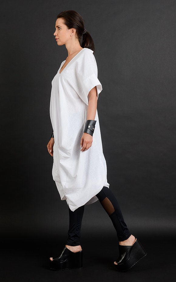 Open Back Loose Tunic With Linen – Metamorphoza