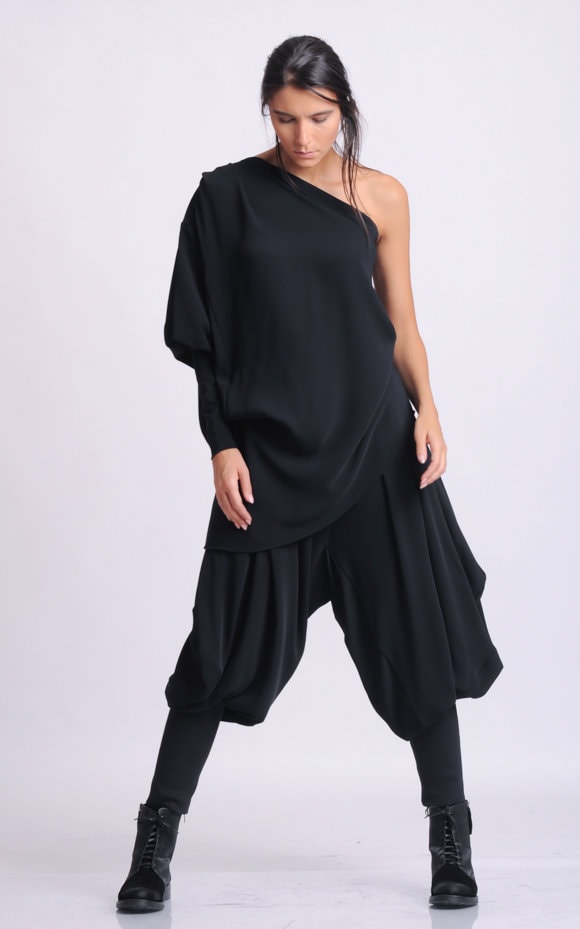 Black Drop Crotch Pants – Metamorphoza
