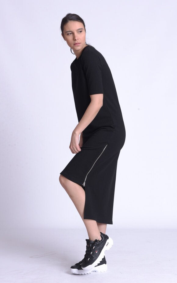 Asymmetric T-Shirt Black Dress
