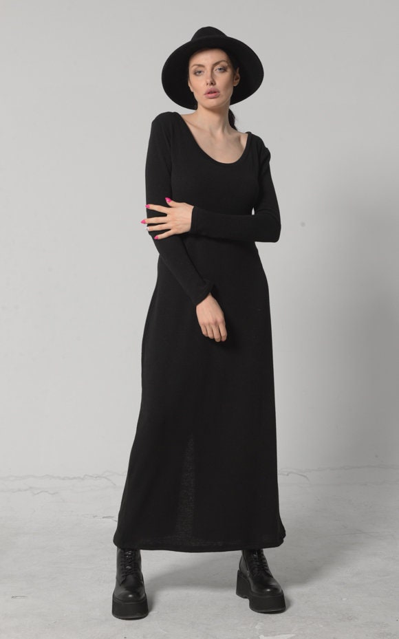 Long Sleeved Black Dress