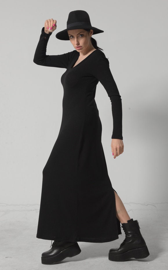 Long Sleeved Black Dress