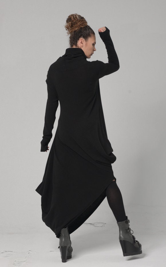 Knitted Asymmetric Turtleneck Dress In Black