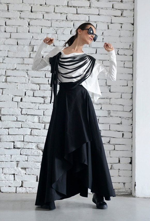 asymmetrical dress skirt Long this silhouette delivers modern Elegant V-Neck Cap Sleeve Size:XXS Addprice10
